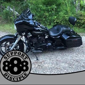 Meet your Posher, Roy